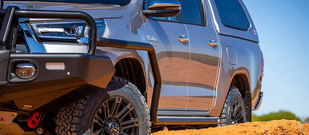 ARBToyotaHiLux2021_SideRails_gallery1.jpg.webp